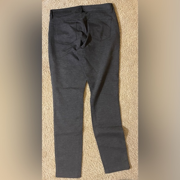 Gray pants - Picture 3 of 4